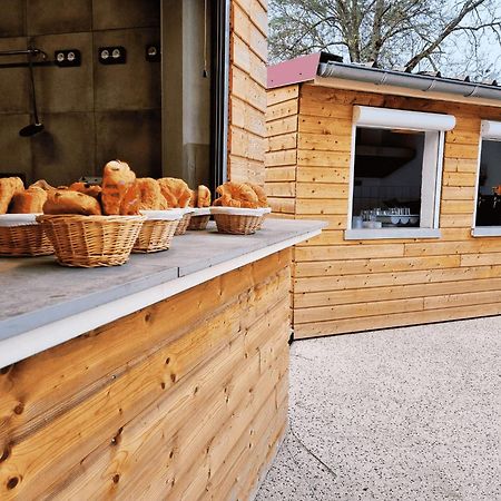 Camping De Charlieu - Mobile Home Eksteriør billede